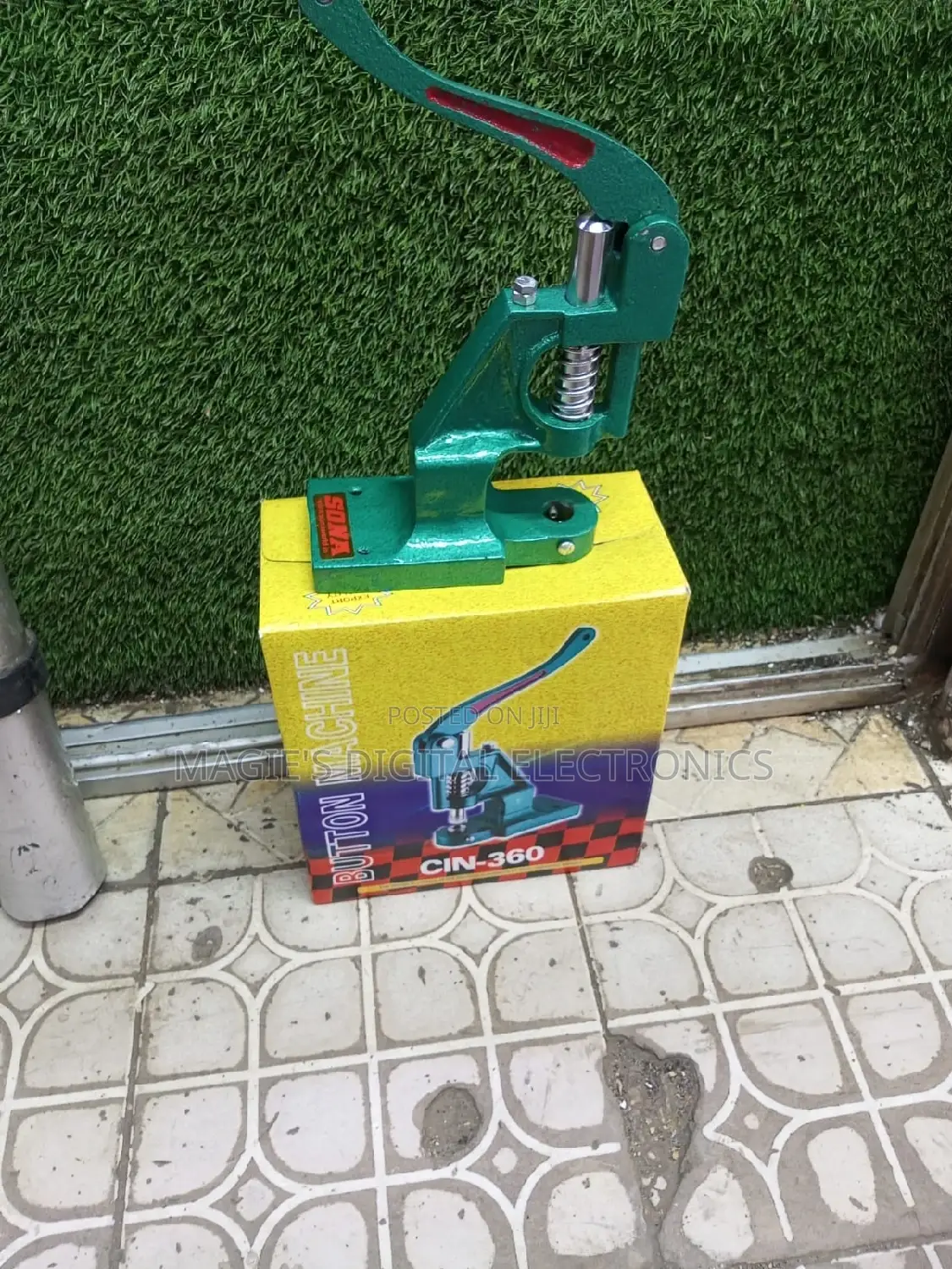 Commercial Standard Cin 360 Button Machine