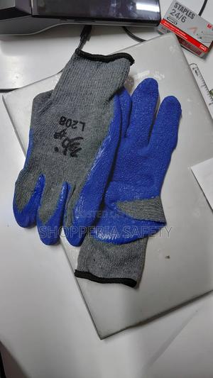 Diamond Grip Gloves Available - thumbnail 2