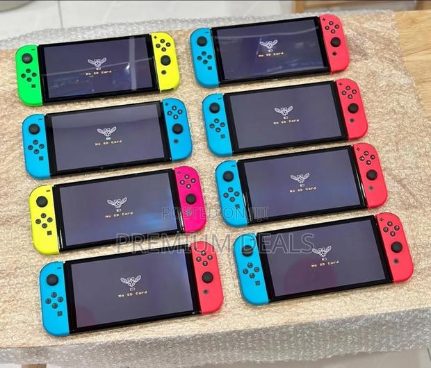 Plug Nitendo Switch With Warranty.