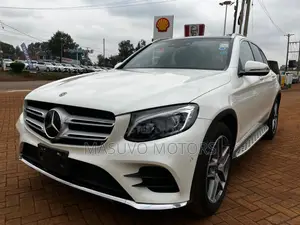 Mercedes-Benz GLC-Class 2018 White