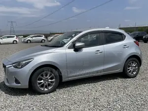 Mazda Demio 2019 Silver