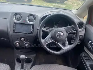 Nissan Note 2018 Red