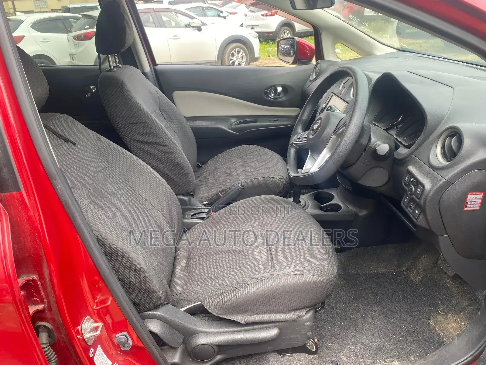 Nissan Note 2018 Red