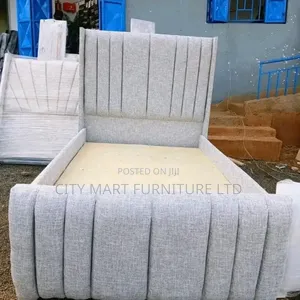 Special Offer Trimmed Executive King Size_chester Bed!!