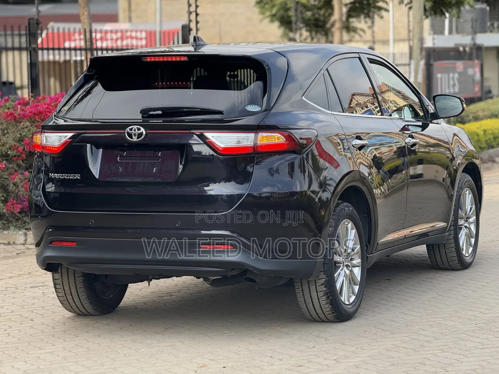 Toyota Harrier 2.0 2019 Black