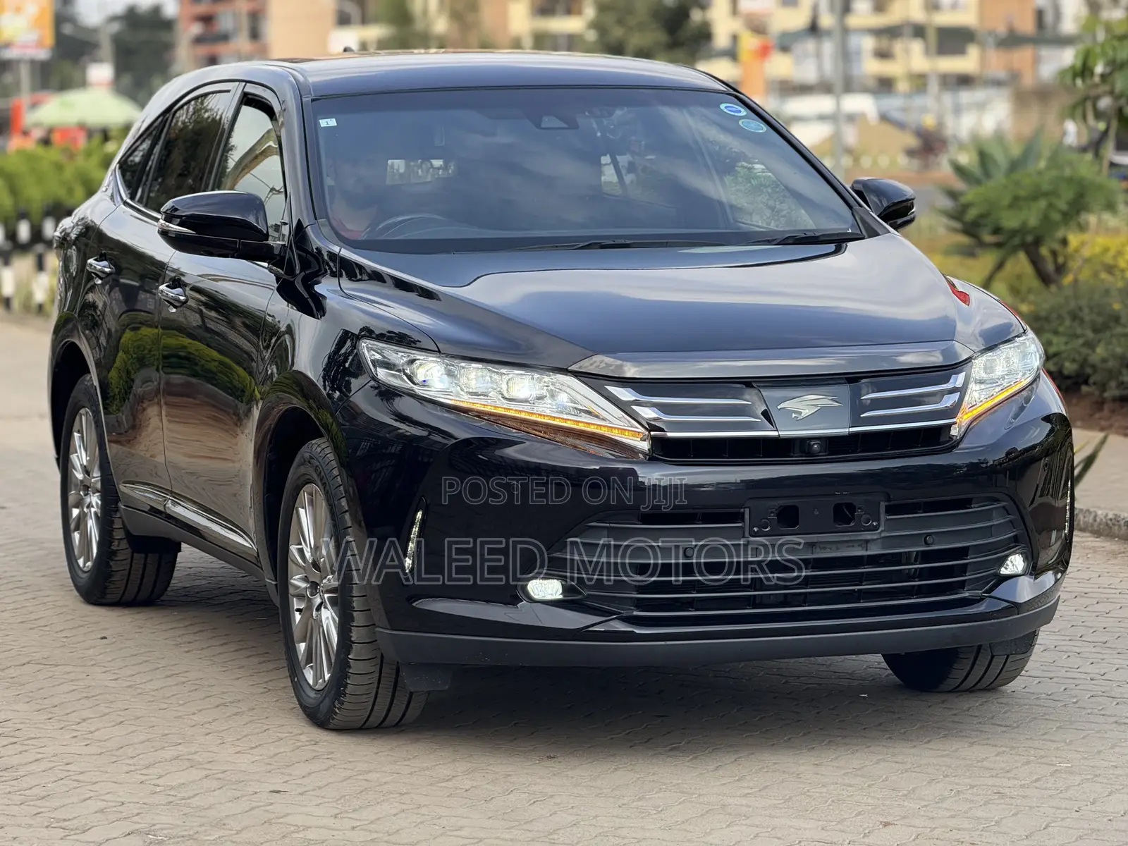 Toyota Harrier 2.0 2019 Black
