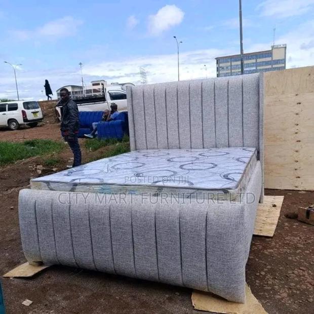 Special Offer Custom Executive King Size_chester Bed!! - main view