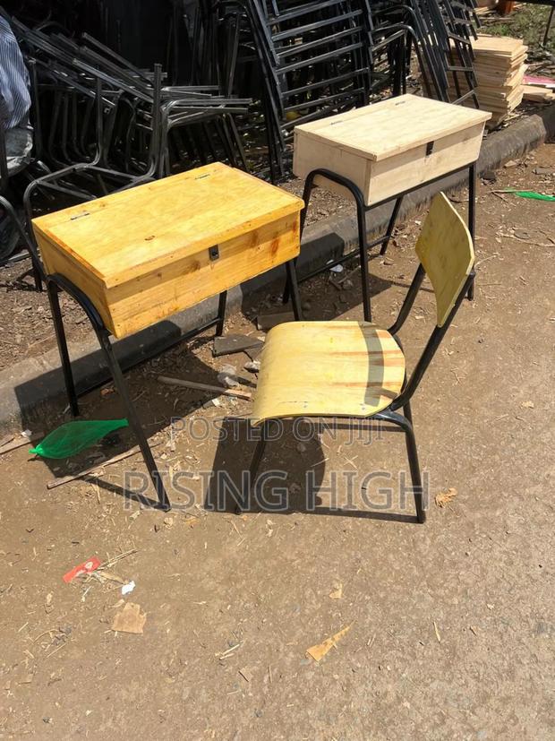 Solid Locker Chair Set – Long-Lasting - main view