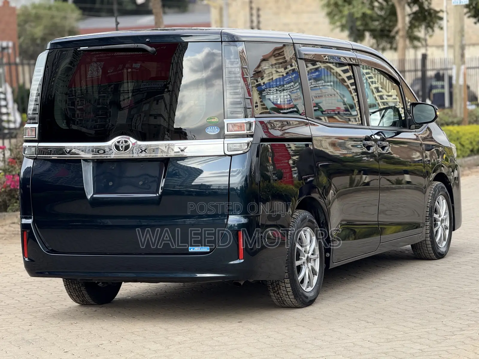 Toyota Voxy 2018 Blue