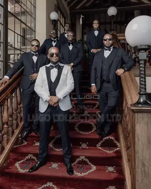 Custom Made Wedding Suits for Groomsmen
