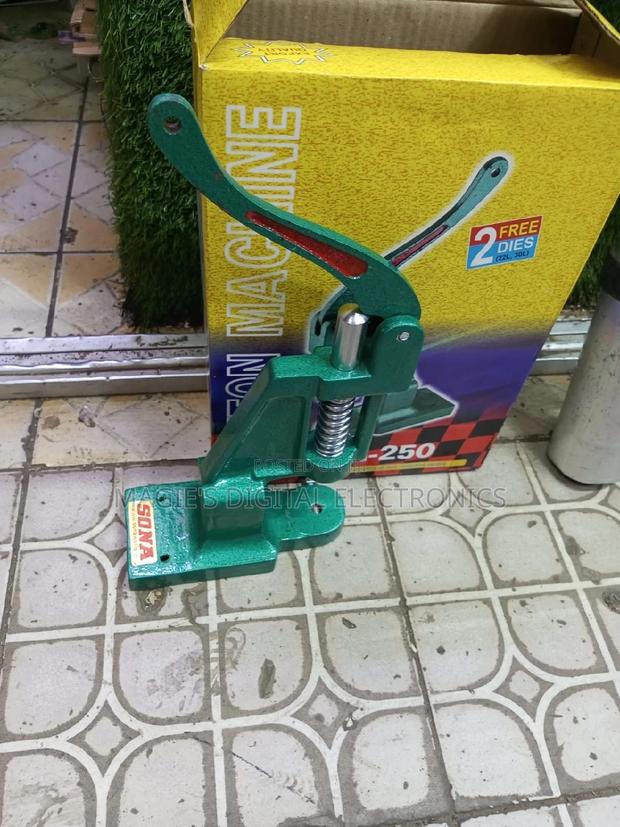 Long Lasting Cin 250 Button Machine - main view