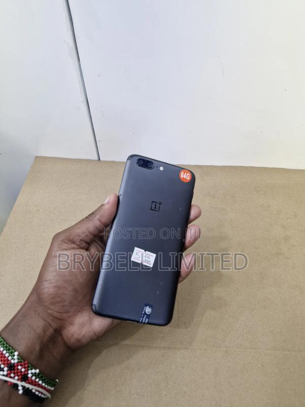 OnePlus 5 64 GB Black - thumbnail 6