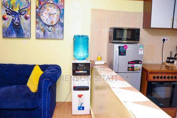 Executive Comfy Staycation - thumbnail 6