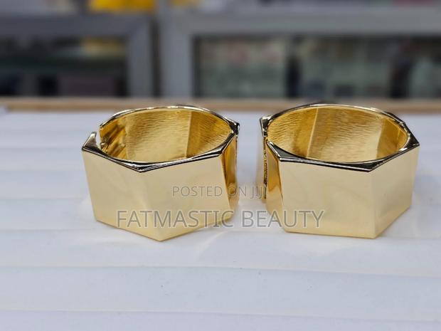 Hexagonal Bangle - main view