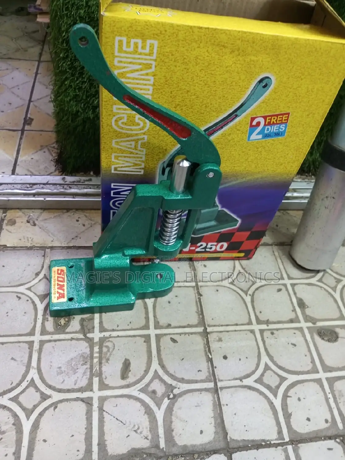 Super Excellent Cin 250 Button Machine