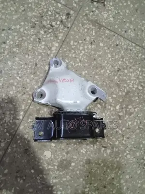 Honda Vezel Engine Mount