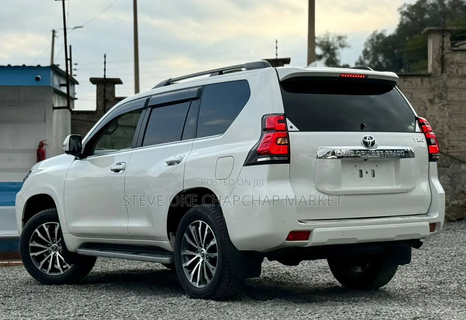 Toyota Land Cruiser 2019 White