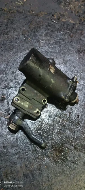 Nissan Hardbody Streering Box Np300