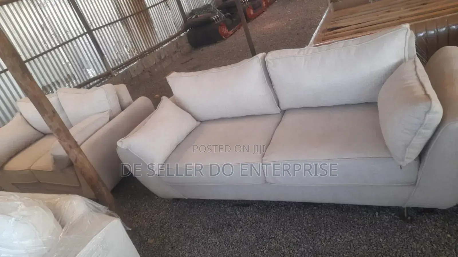 Sofaset Fibre 5seater White