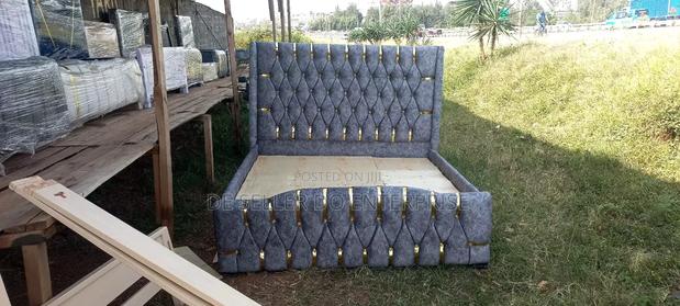 6*6 Chesterfield Bed