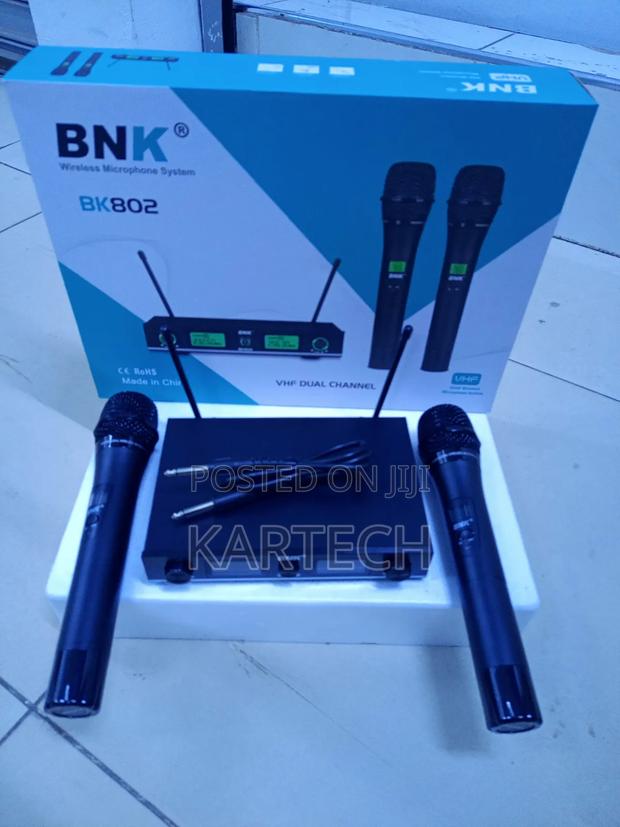 BNK Bk802 Dual Channel VHF Wireless Microphone System