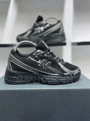 Original New Balance 740 Black - thumbnail 2