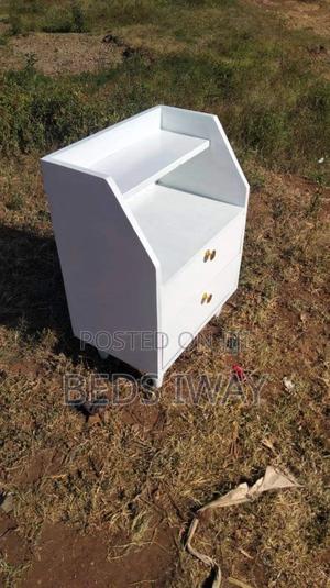 Side Drawer - main view