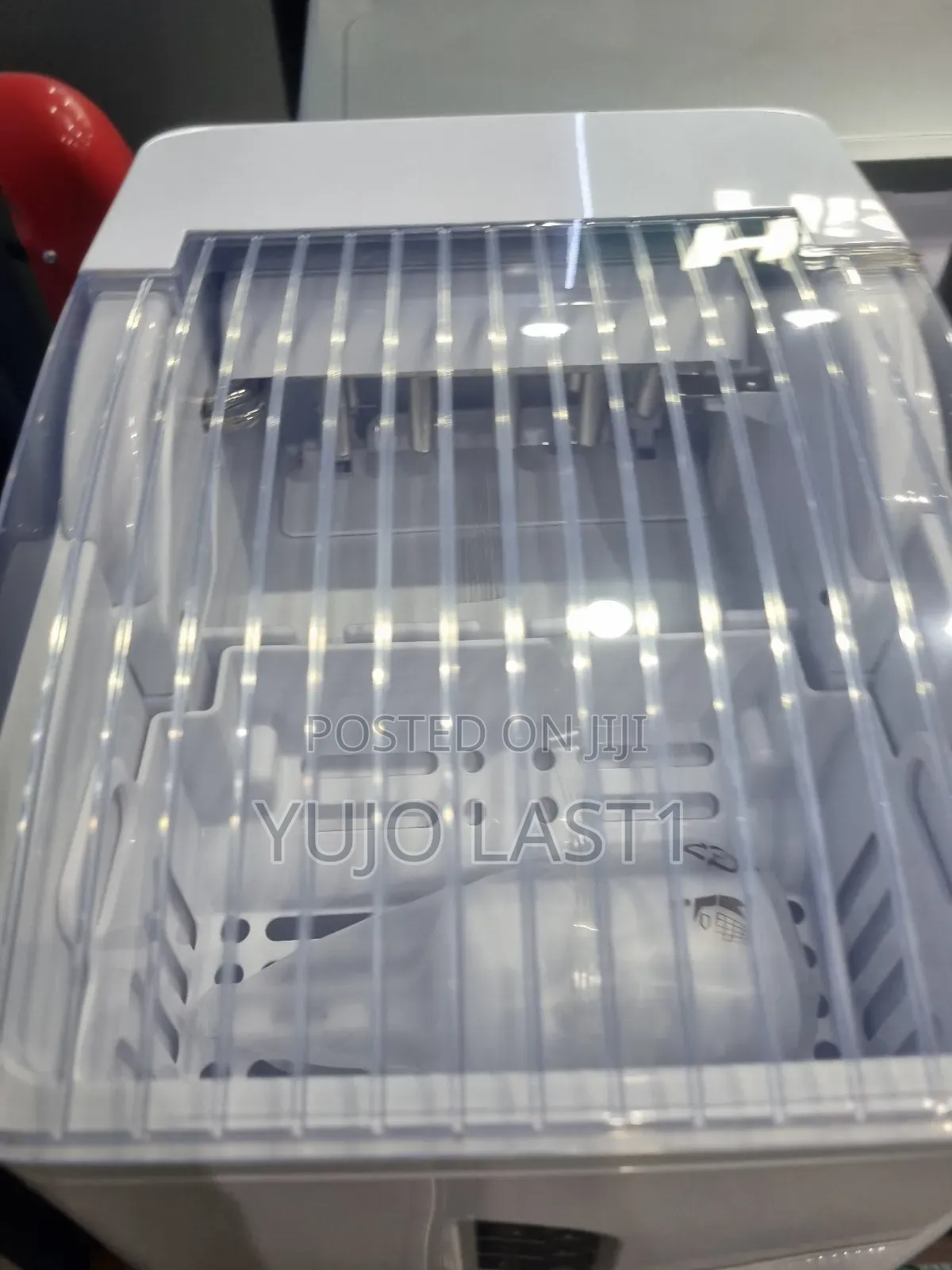 Hisense Ice Maker (12kg) Icm1244