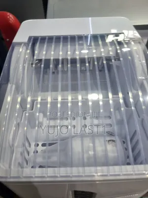Hisense Ice Maker (12kg) Icm1244