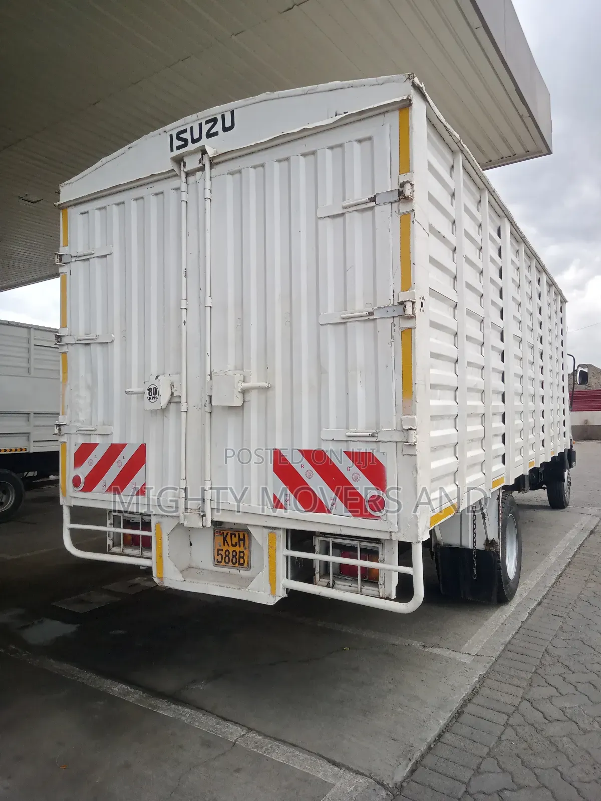 Coverbody Truck for Transportation Available