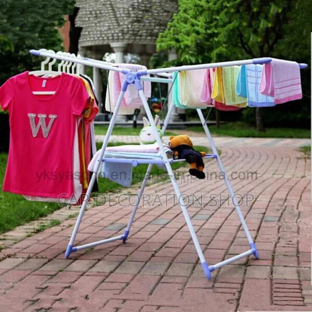 Adjustable Drying Rack With Stand Space