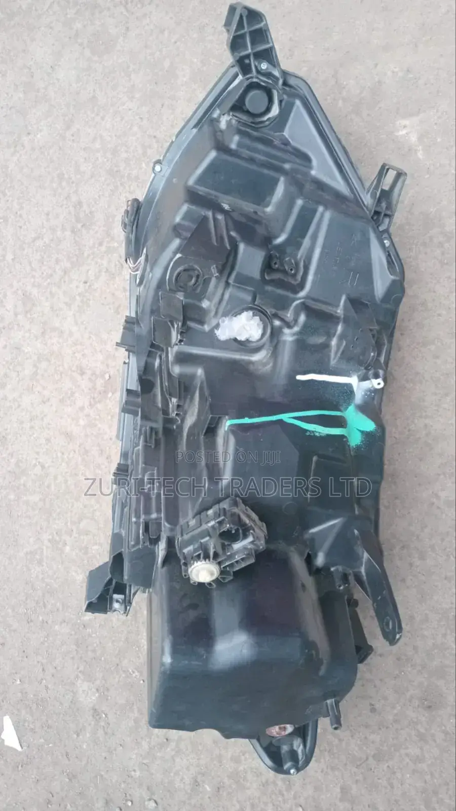 Nissan Xtrail  Nt32 Headlights