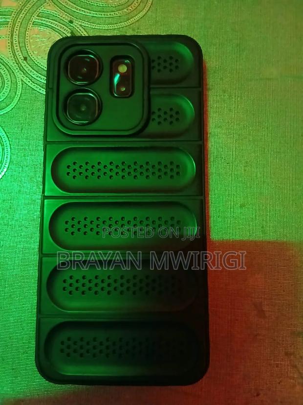 Infinix Hot 50i 128 GB Black - thumbnail 4