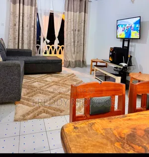 Executive Fully Furnished 3 Bedroom Unit With Pool Gym.