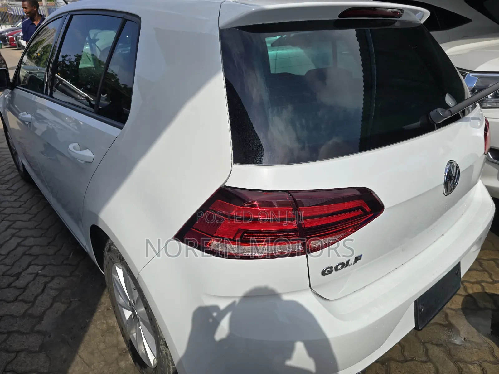 Volkswagen Golf 2019 White
