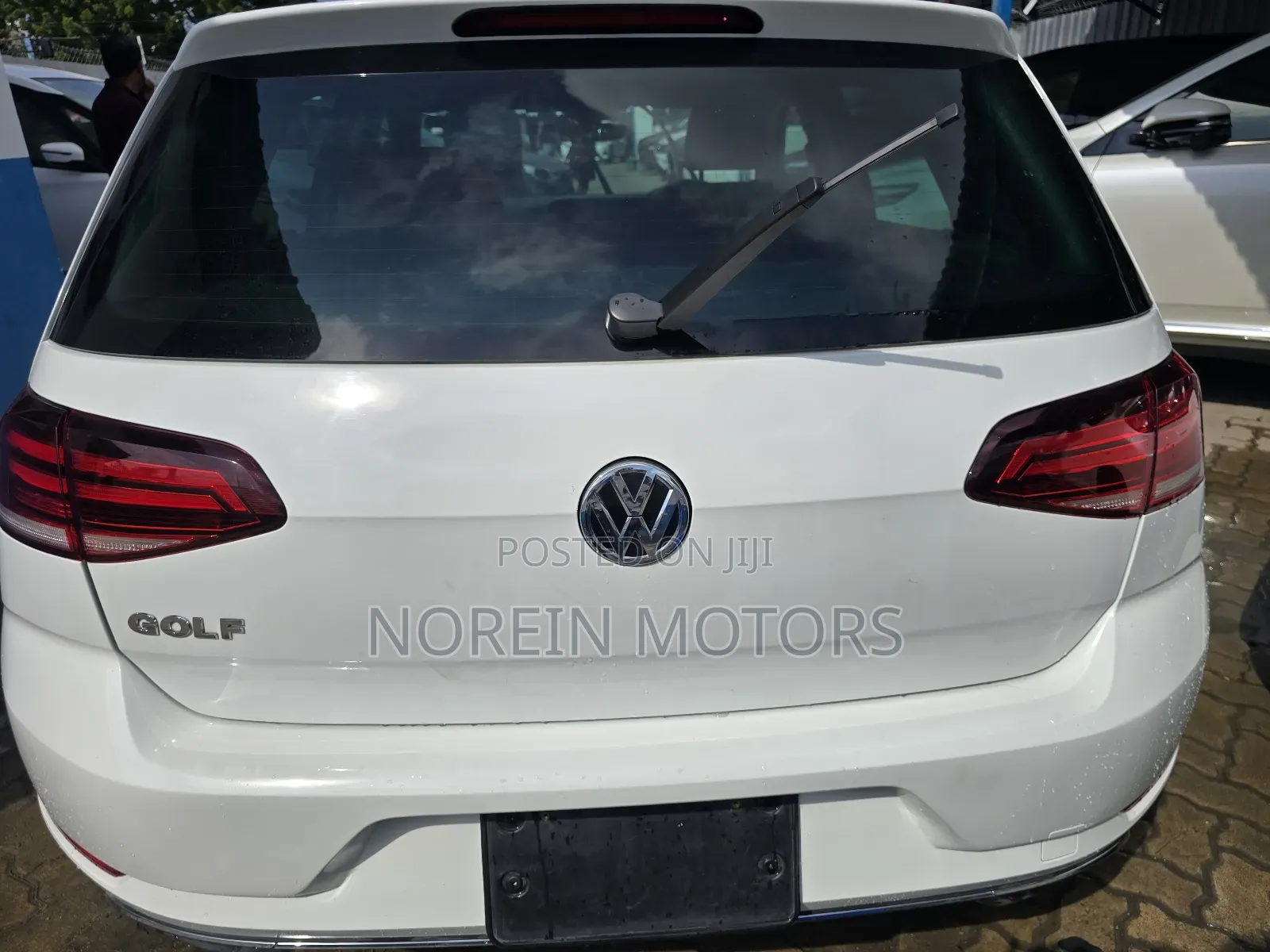 Volkswagen Golf 2019 White