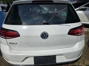 Volkswagen Golf 2019 White