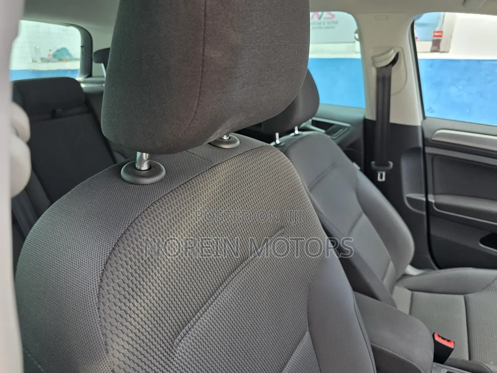 Volkswagen Golf 2019 White