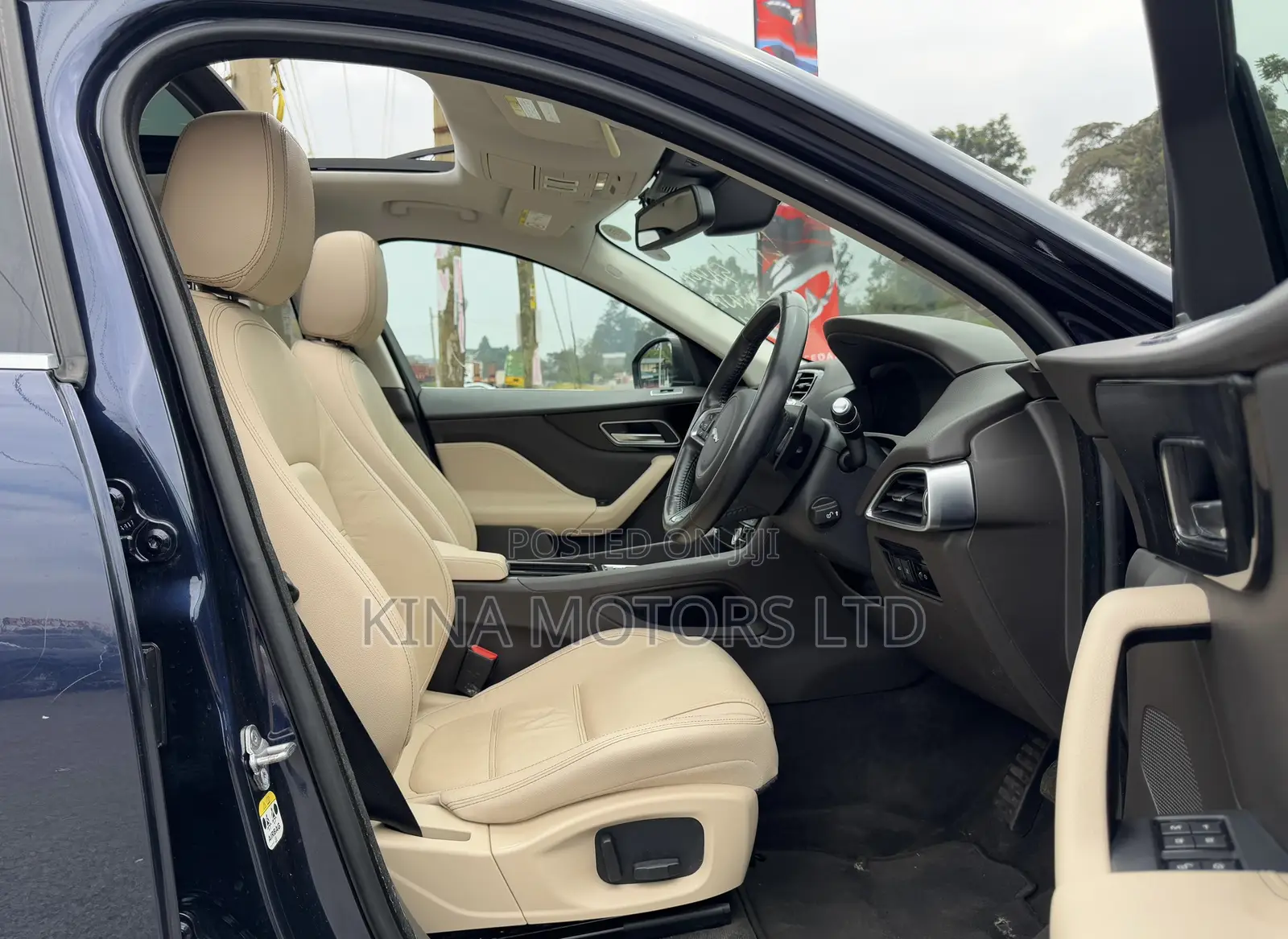 Jaguar F-Pace 2018 Blue