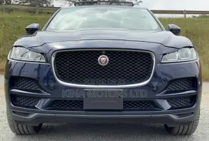 Jaguar F-Pace 2018 Blue