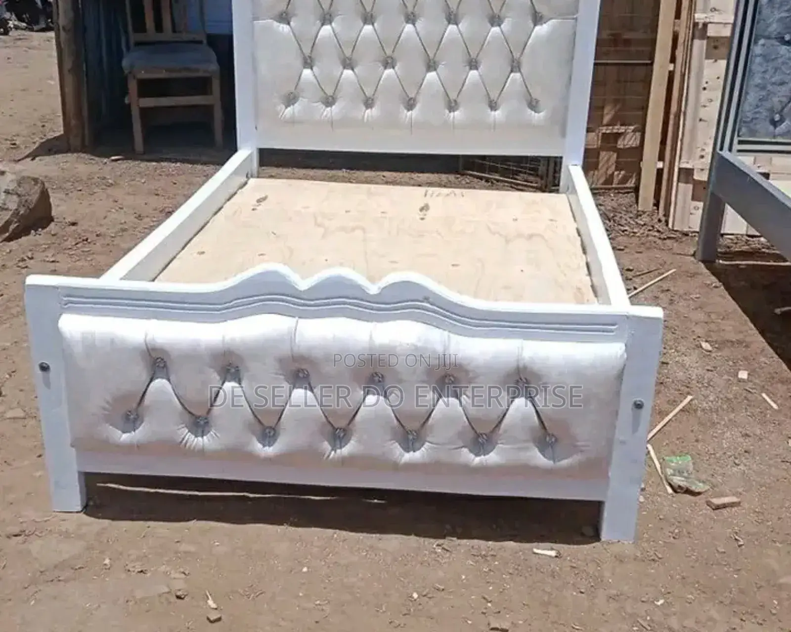 4*6 Chester Mocket Bed