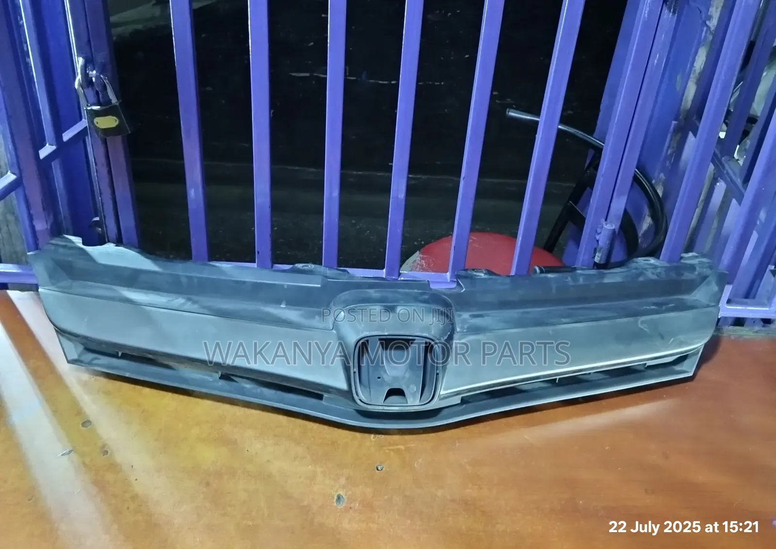 Honda Airwave/Partner Model 2005/2006 Grille, Clean Ex Japan