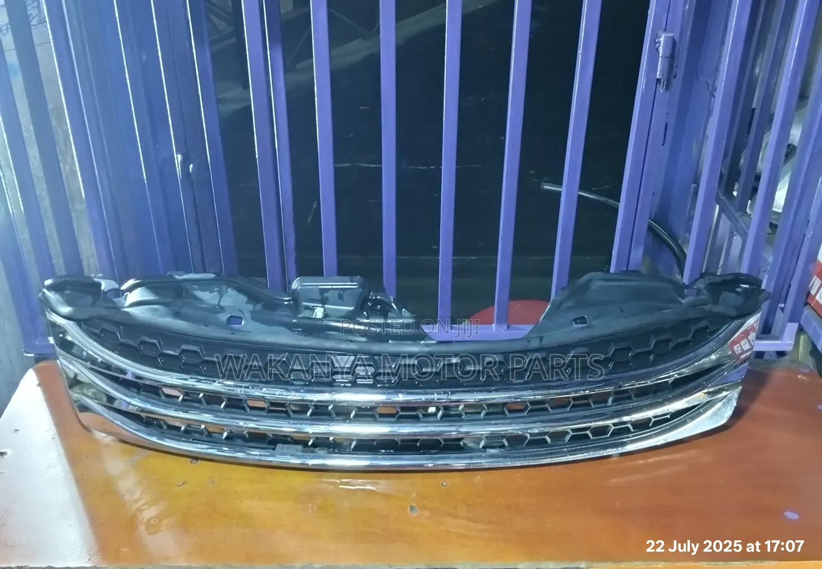 Toyota Mark X Zio 2011 Grille, Clean Ex Japan