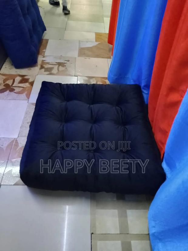Square Floor Cushions /Puffs - thumbnail 2