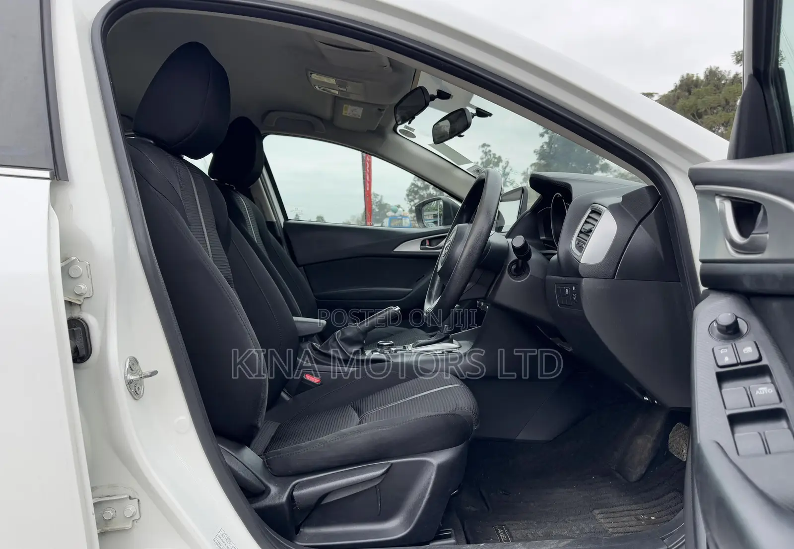 Mazda Axela 2018 White