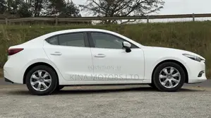 Mazda Axela 2018 White