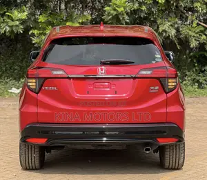 Honda Vezel 1.5 Hybrid 2WD 2018 Red