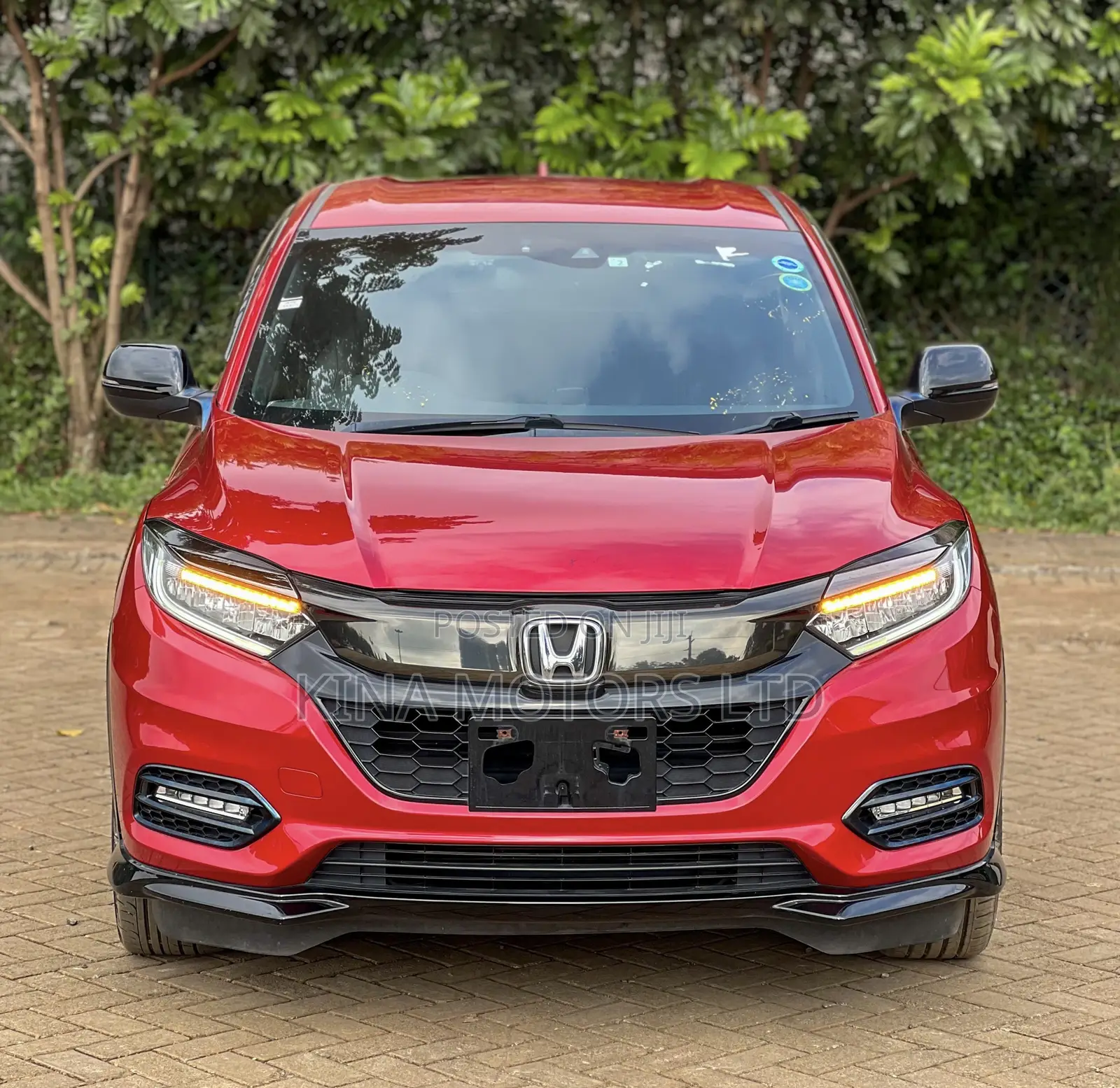 Honda Vezel 1.5 Hybrid 2WD 2018 Red