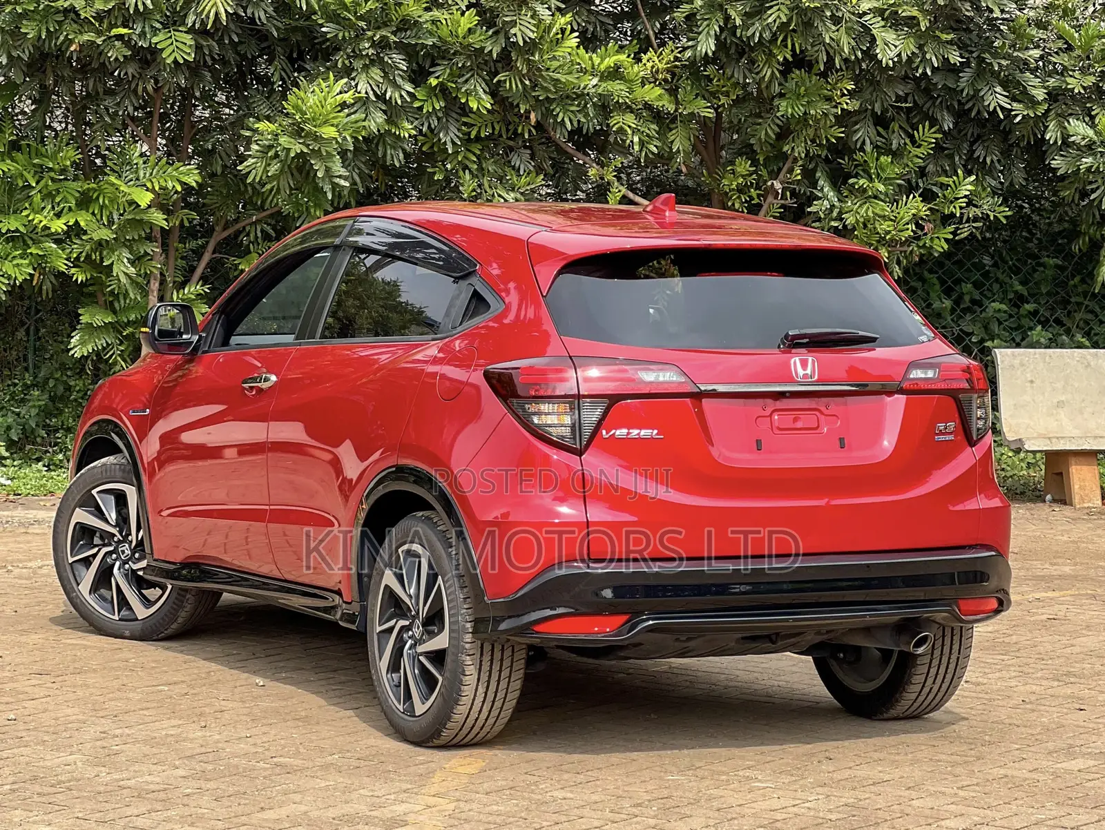 Honda Vezel 1.5 Hybrid 2WD 2018 Red