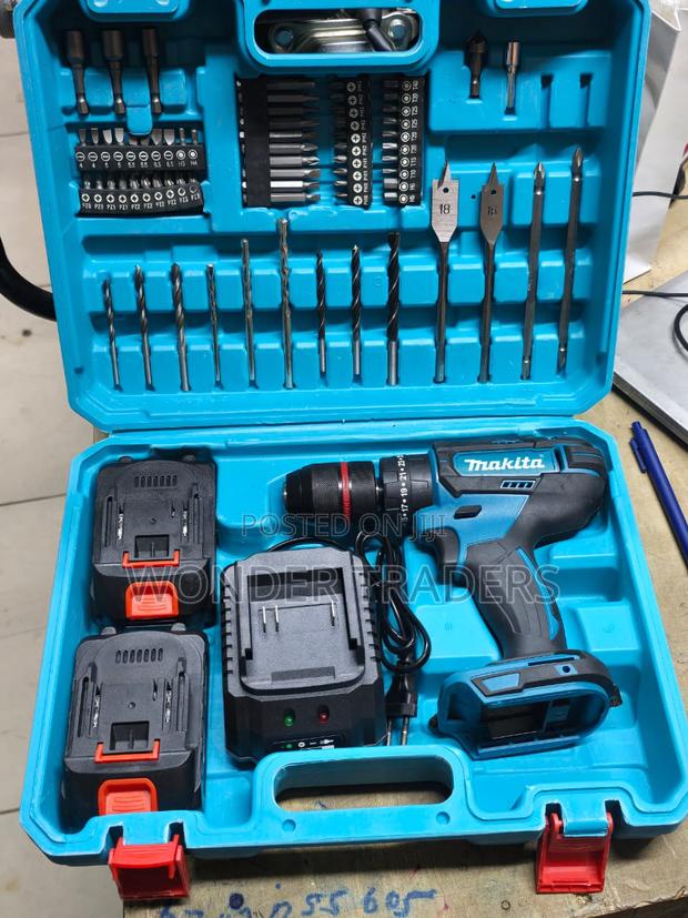 Makita 88v Cordless Hammer Drill With Accessories